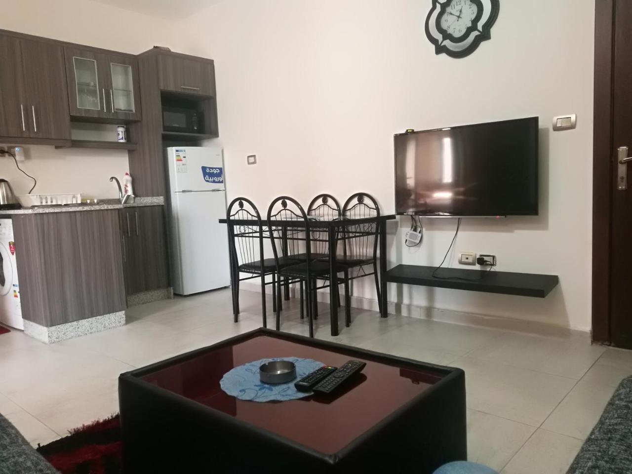 Cozy Dair Ghbar apartment Amman Bagian luar foto