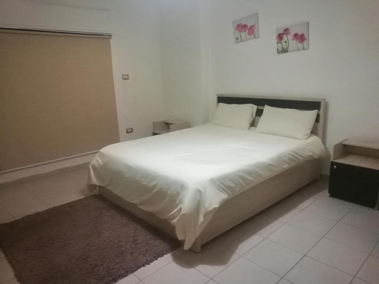 Cozy Dair Ghbar apartment Amman Bagian luar foto